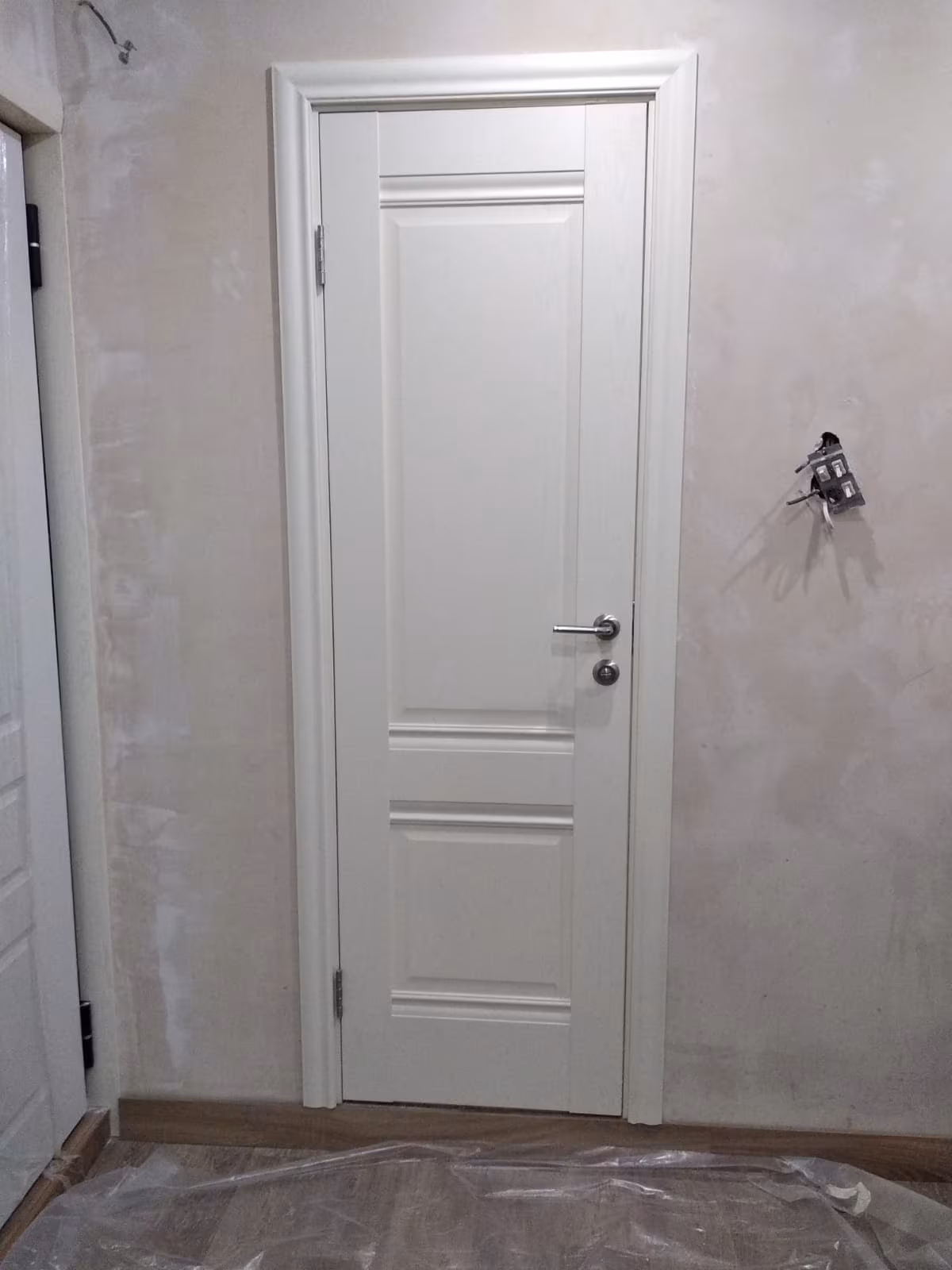 дверь