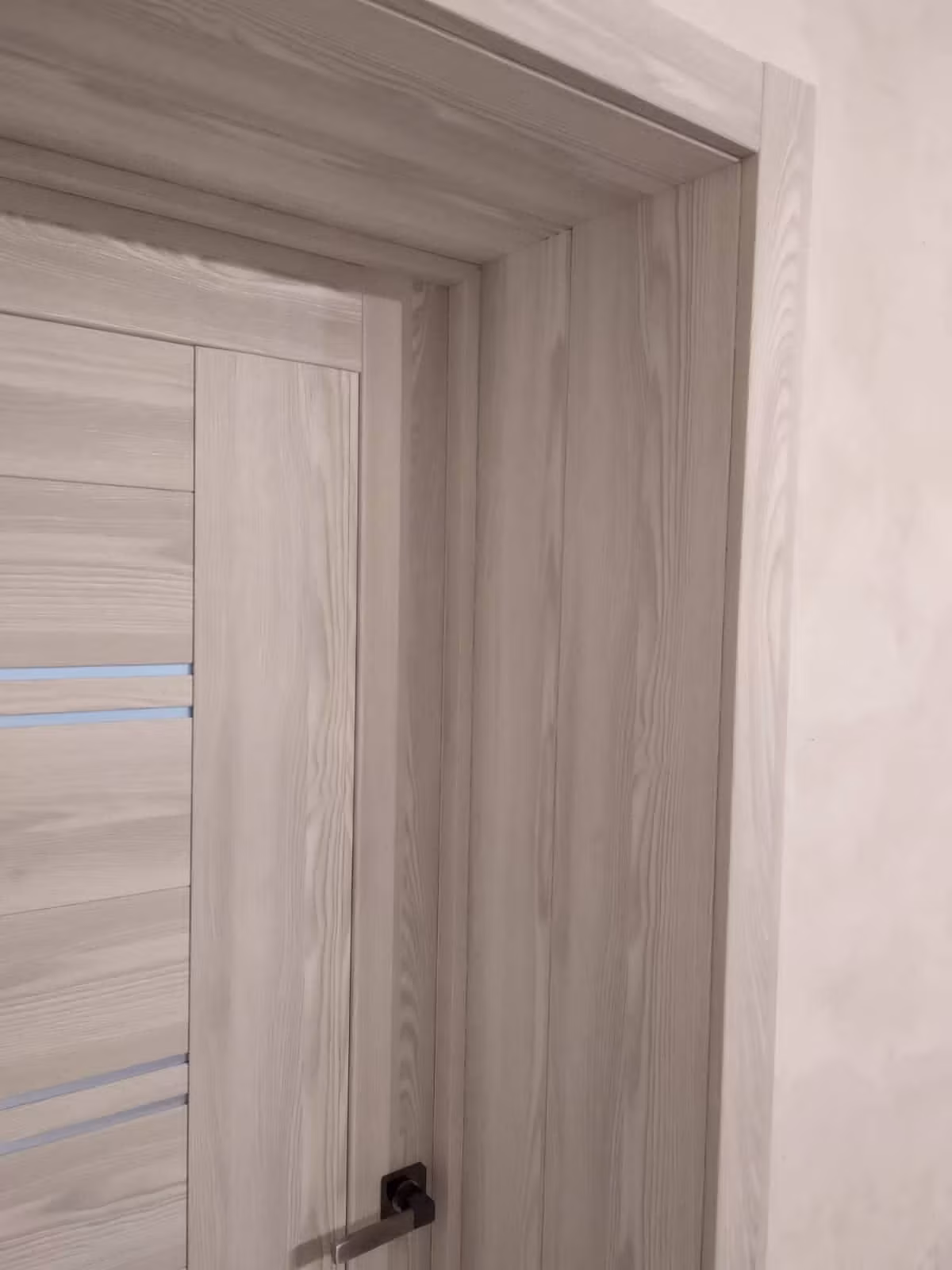 дверь