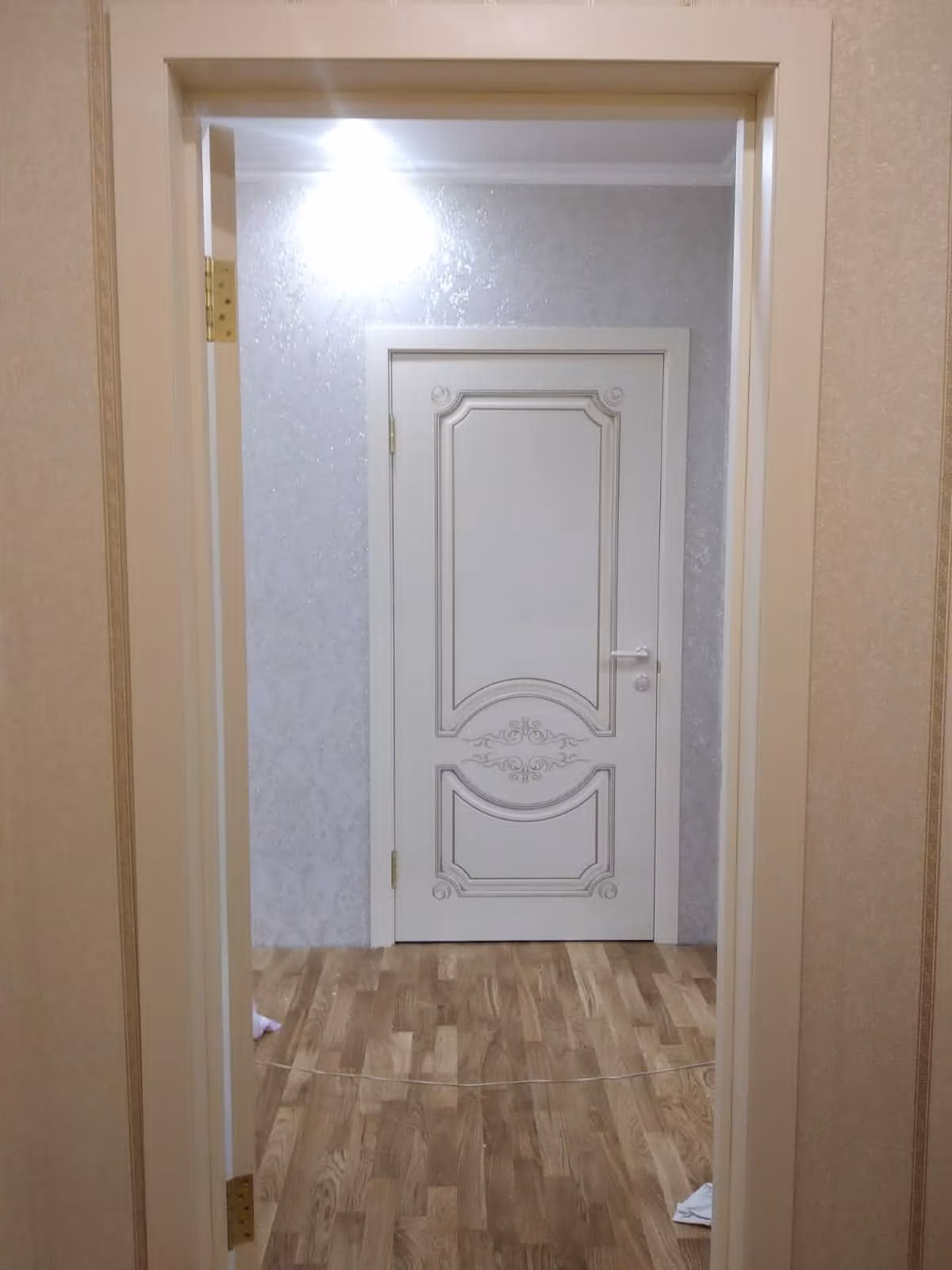 дверь