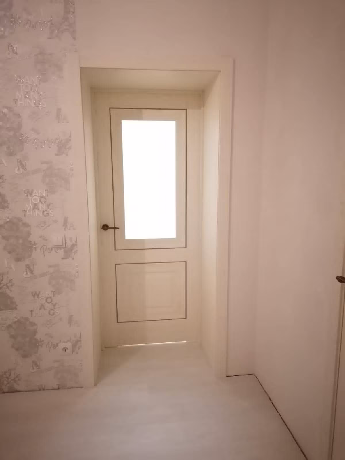 дверь
